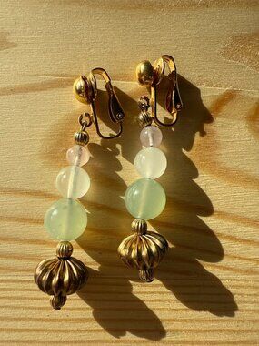 Vintage Gold Dangle Clip On Earrings Light Green Faux Jade Stone Beads Boho MCM